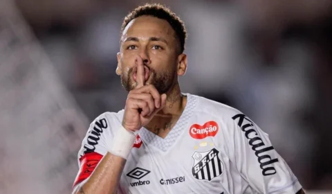 Neymar brilha e Santos respira ao vencer Vasco em noite de polêmica do Brasileirão