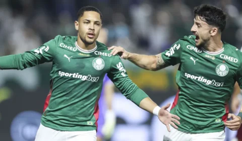 Palmeiras vence o Fluminense por 2×1 e mantém liderança do Brasileirão