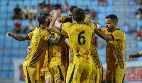 Amazonas FC domina e goleia Imperatriz (MA) por 3 a 0