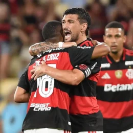 Flamengo reage no Maracanã, mas desempenho ainda preocupa antes da Recopa