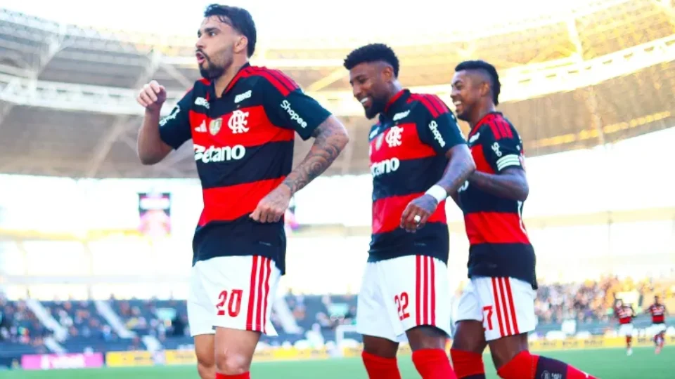 Flamengo elimina Botafogo nas quartas do Carioca com vitória por 2 a 1