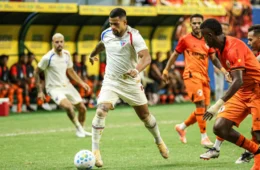 Fortaleza marca nos acréscimos, vence o Manauara e avança na Copa do Brasil