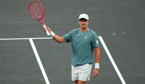 João Fonseca derrota Raphael Collignon e garante vaga na segunda rodada do Masters 1000 de Indian Wells