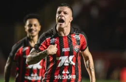 Vitória vence o Atlético-MG e reage no Brasileirão com atuação estratégica