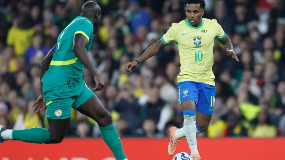 Rodrygo sofre grave lesão no joelho e está fora da Copa do Mundo de 2026