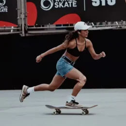 Rayssa Leal avança à semifinal do Mundial de Skate Street em São Paulo