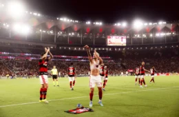 Flamengo vence o Bahia, amplia freguesia de Ceni e ganha reforço com retorno de Saúl