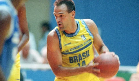 Morre Oscar Schmidt, ícone do basquete brasileiro, aos 68 anos