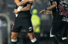 Vasco vence o São Paulo de virada, encerra jejum e respira no Brasileirão