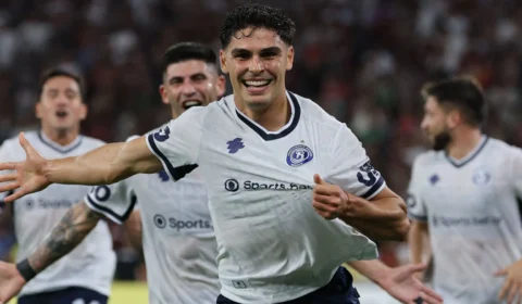 Fluminense perde invencibilidade de cinco anos em casa e sofre vexame histórico na Libertadores