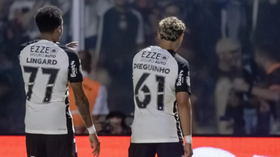 Corinthians vence o Barra fora de casa e abre vantagem na Copa do Brasil