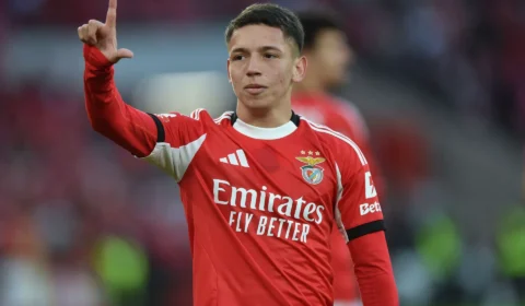 UEFA pune Prestianni com seis jogos após caso com Vini Jr na Champions