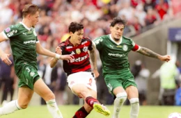 Flamengo e Palmeiras fazem duelo direto na parte de cima da tabela do Brasileirão